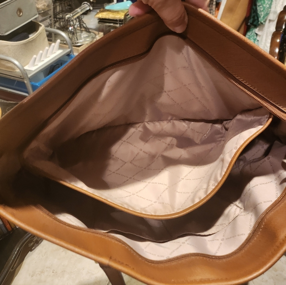 Michael Kors Large Tote bag - Picture 4 of 7